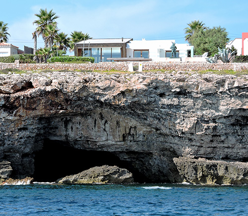 El Minotauro - Luxury villa in Menorca. The villa from the sea.